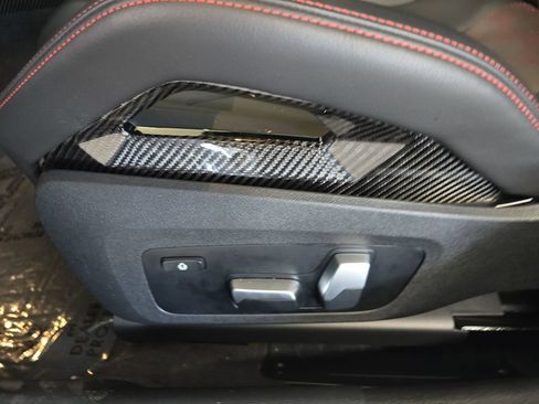 Used 2024 BMW M3 CS image 28