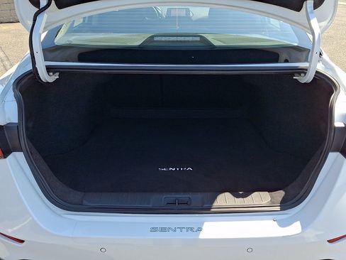 Certified 2025 Nissan Sentra S FWD image 28