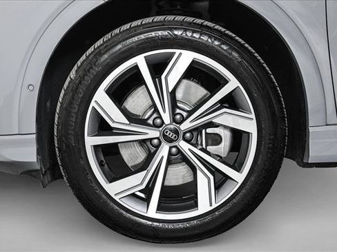 Certified 2023 Audi Q4 e-tron Prestige w/ Black Optic Package image 25