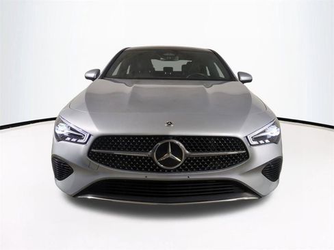 Used 2025 Mercedes-Benz CLA 250 image 3