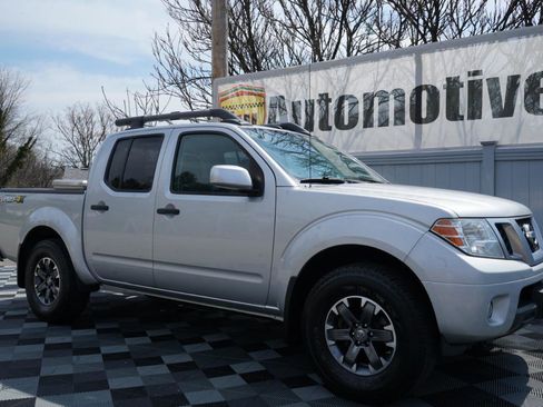 Used 2019 Nissan Frontier PRO-4X w/ Pro-4x Luxury Package AWD/4WD image 3