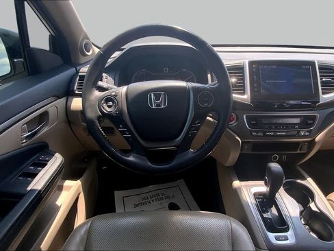 Used 2019 Honda Ridgeline RTL-T image 6