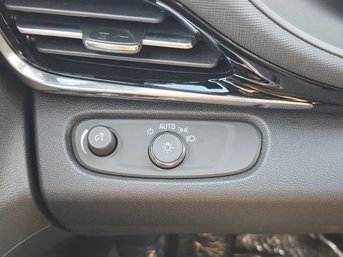 New 2026 Buick Envista Sport Touring w/ Advanced Safety Package image 16