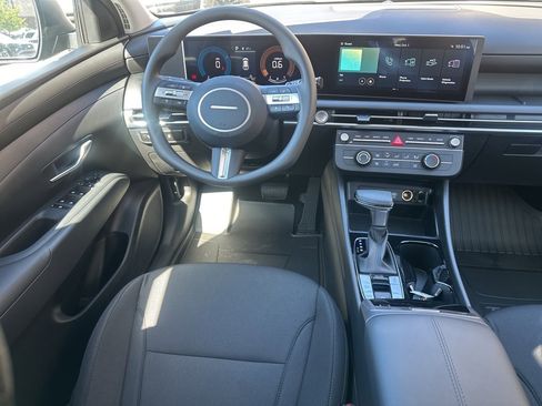 New 2026 Hyundai Tucson SE image 16
