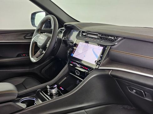 New 2026 Jeep Grand Cherokee Limited AWD/4WD image 40