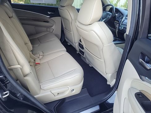 Used 2020 Acura MDX FWD w/ Technology Package image 12