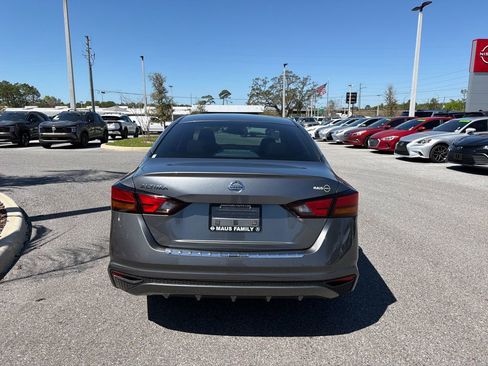 Certified 2022 Nissan Altima 2.5 S image 6