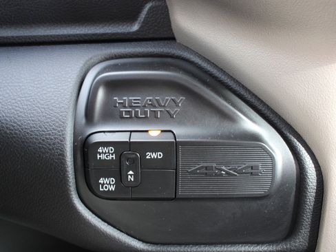 Certified 2022 RAM 2500 Laramie image 28