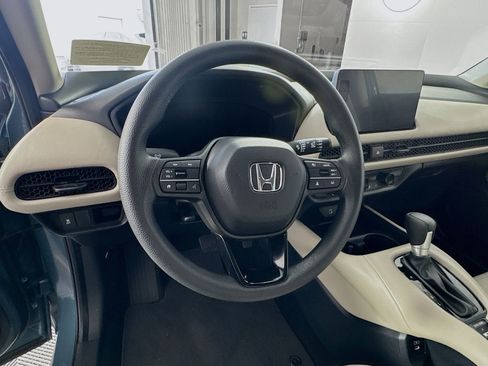 Used 2026 Honda HR-V LX image 9
