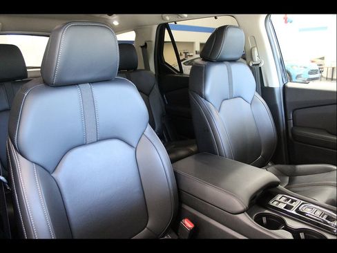 Certified 2025 Honda Pilot EX-L image 25
