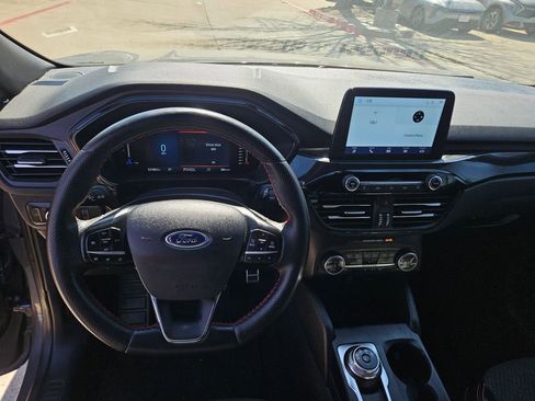 Used 2024 Ford Escape ST-Line image 17