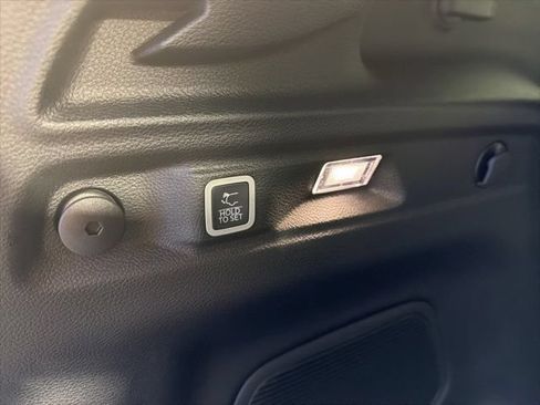 New 2026 Jeep Grand Cherokee L Limited AWD/4WD image 9