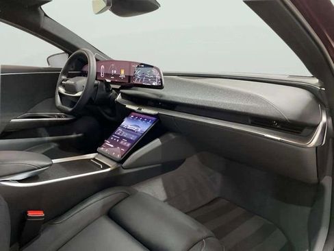 Used 2024 Lucid Air Touring image 64