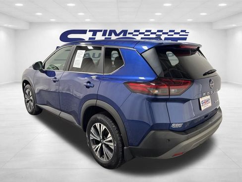 Used 2023 Nissan Rogue SV image 7
