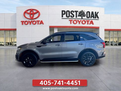 Used 2023 Kia Sorento SX AWD/4WD image 4