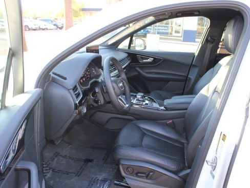 Used 2019 Audi Q7 3.0T Premium Plus w/ Premium Plus Package AWD/4WD image 38