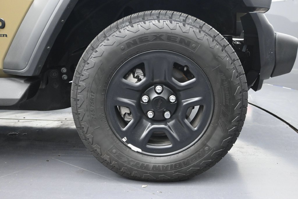 Used 2026 Jeep Wrangler Sport AWD/4WD image 9