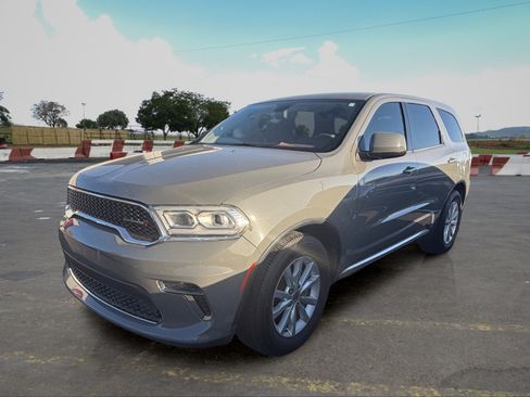 Used 2021 Dodge Durango SXT w/ 3rd Row Seating Group RWD image 5