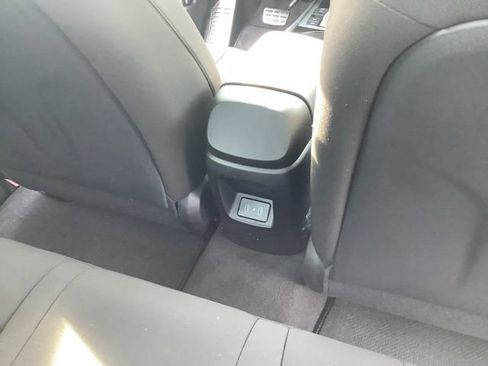 Used 2025 Hyundai Elantra SEL w/ Cargo Package FWD image 23