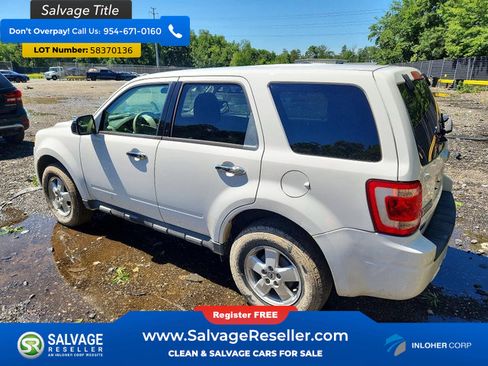 Used 2012 Ford Escape XLS AWD/4WD image 3