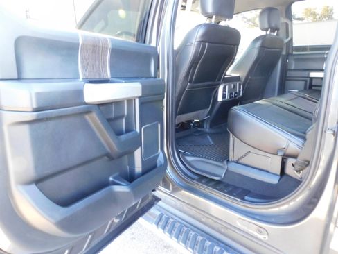 Used 2020 Ford F250 Lariat w/ Lariat Value Package image 15