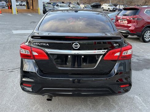 Used 2019 Nissan Sentra SR image 5