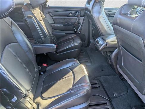 Used 2017 GMC Acadia Limited SLT image 23