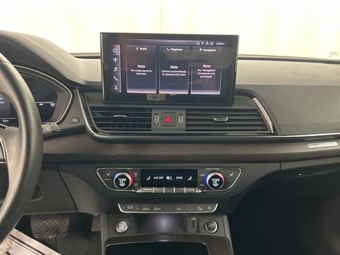 Used 2023 Audi Q5 2.0T Premium Plus w/ Premium Plus Package AWD/4WD image 19