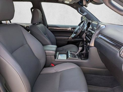 Used 2023 Lexus GX 460 Premium w/ Premium Package AWD/4WD image 22
