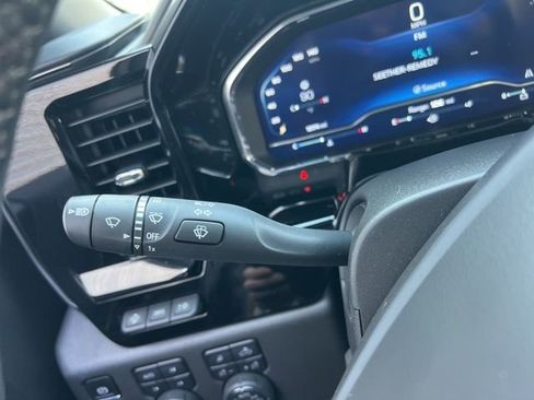 Used 2025 Chevrolet Silverado 1500 ZR2 w/ Technology Package image 14