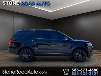 Used 2018 Ford Explorer XLT w/ XLT Appearance Package