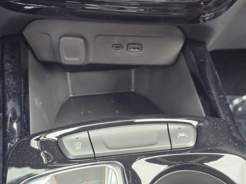New 2026 Chevrolet Trax RS w/ Driver Confidence Package FWD image 30