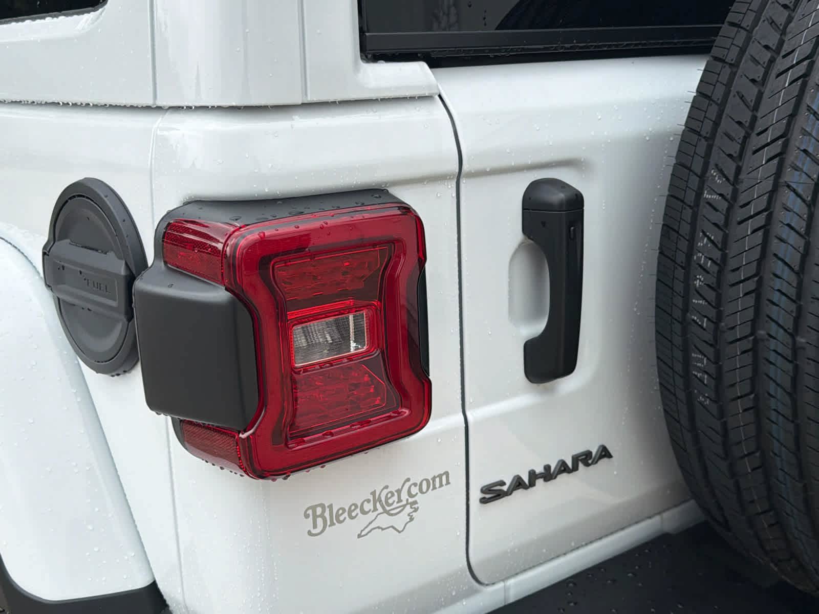 New 2026 Jeep Wrangler Unlimited Sahara AWD/4WD image 16