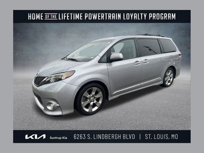 Used 2013 Toyota Sienna SE
