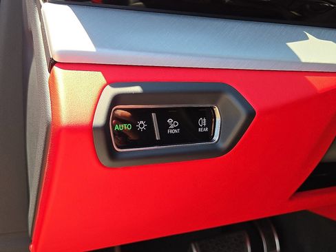 Used 2023 Lamborghini Urus S AWD/4WD image 24