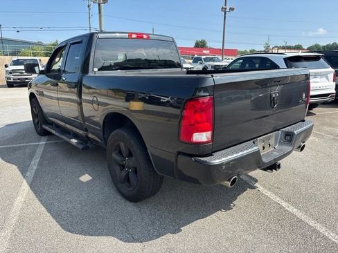 Used 2016 RAM 1500 Express w/ Black Ram 1500 Express Group AWD/4WD image 3