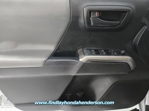 Used 2021 Toyota Tacoma SR5 RWD image 23