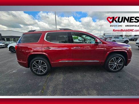 Used 2019 GMC Acadia Denali w/ Technology Package AWD/4WD image 10