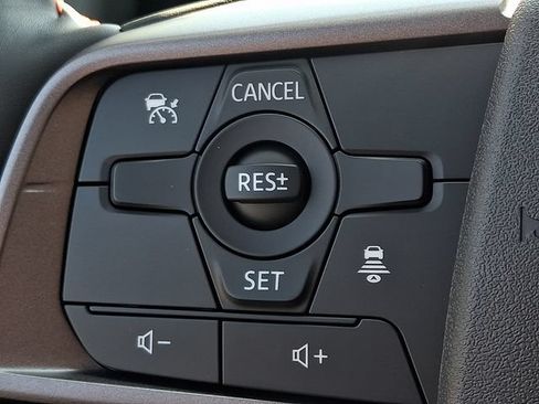 Used 2026 Nissan Sentra SR w/ SR All Weather Package FWD image 21
