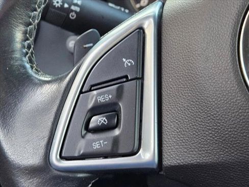 Used 2022 Chevrolet Camaro LT image 15