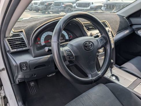 Used 2011 Toyota Camry SE FWD image 31