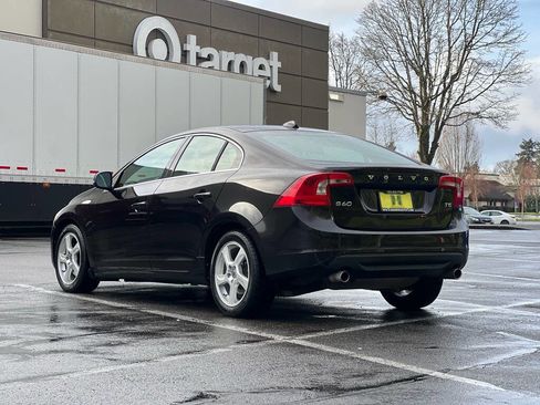 Used 2013 Volvo S60 T5 image 3