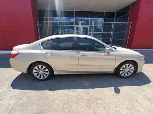 Used 2014 Honda Accord EX-L image 7