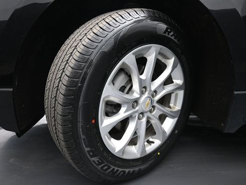 Used 2020 Chevrolet Equinox LT FWD image 16