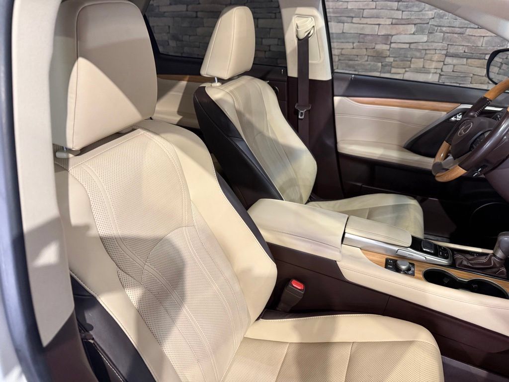 Used 2018 Lexus RX 350L AWD image 4