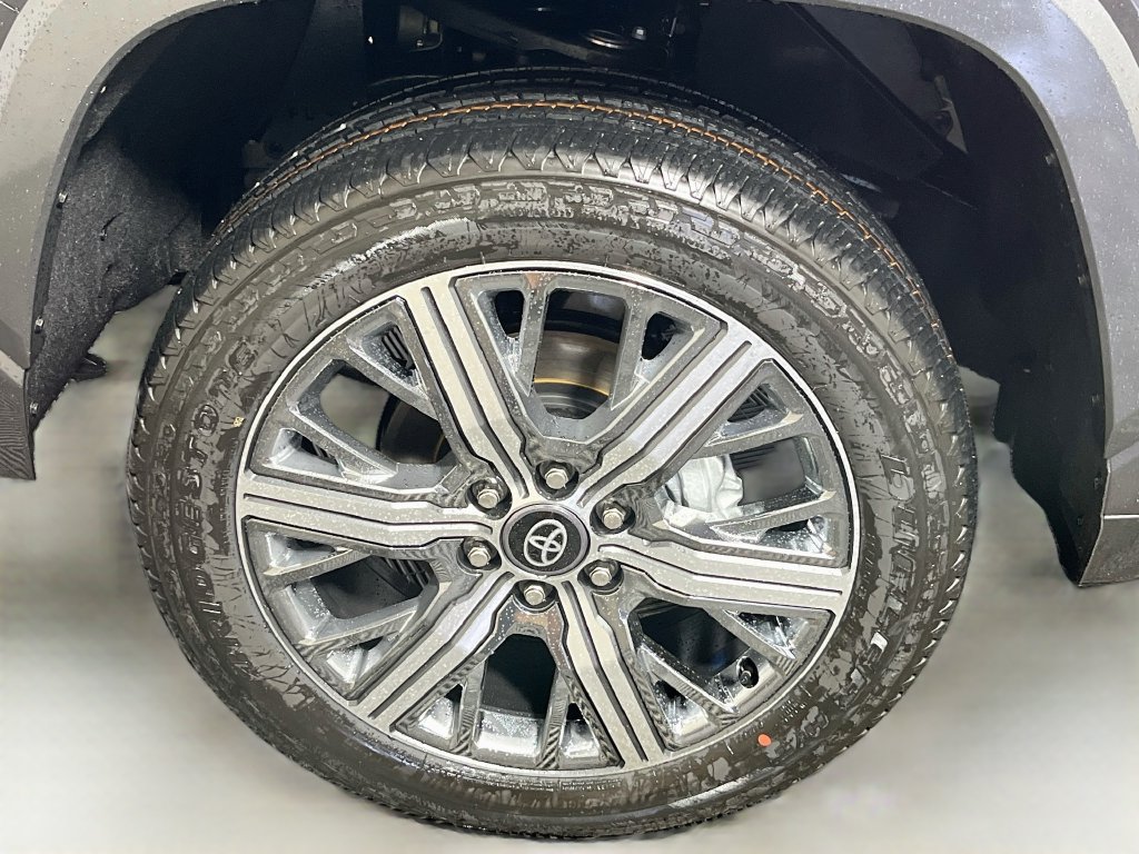 New 2026 Toyota Tundra Capstone AWD/4WD image 9