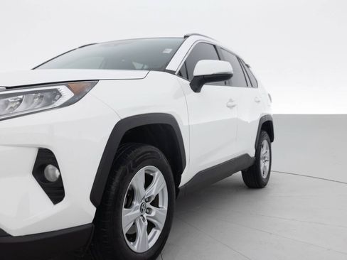 Used 2020 Toyota RAV4 XLE w/ Convenience Package AWD/4WD image 12