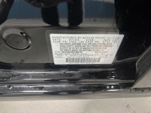 Used 2023 Nissan Versa SV image 37