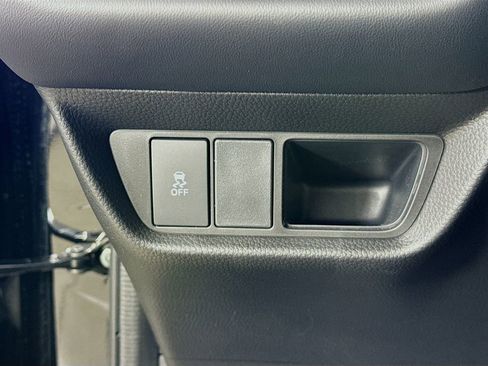 New 2026 Honda HR-V LX image 10