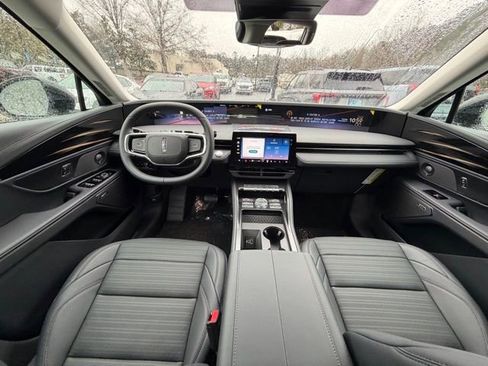 New 2026 Lincoln Nautilus Reserve w/ Jet Appearance Package image 11